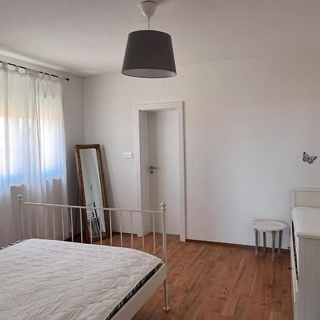 Apartmani Maksan Pakoštane Extérieur photo