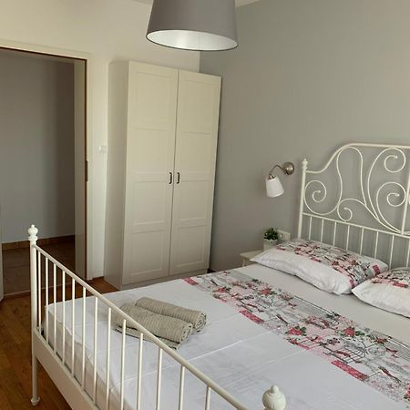 Apartmani Maksan Pakoštane Extérieur photo