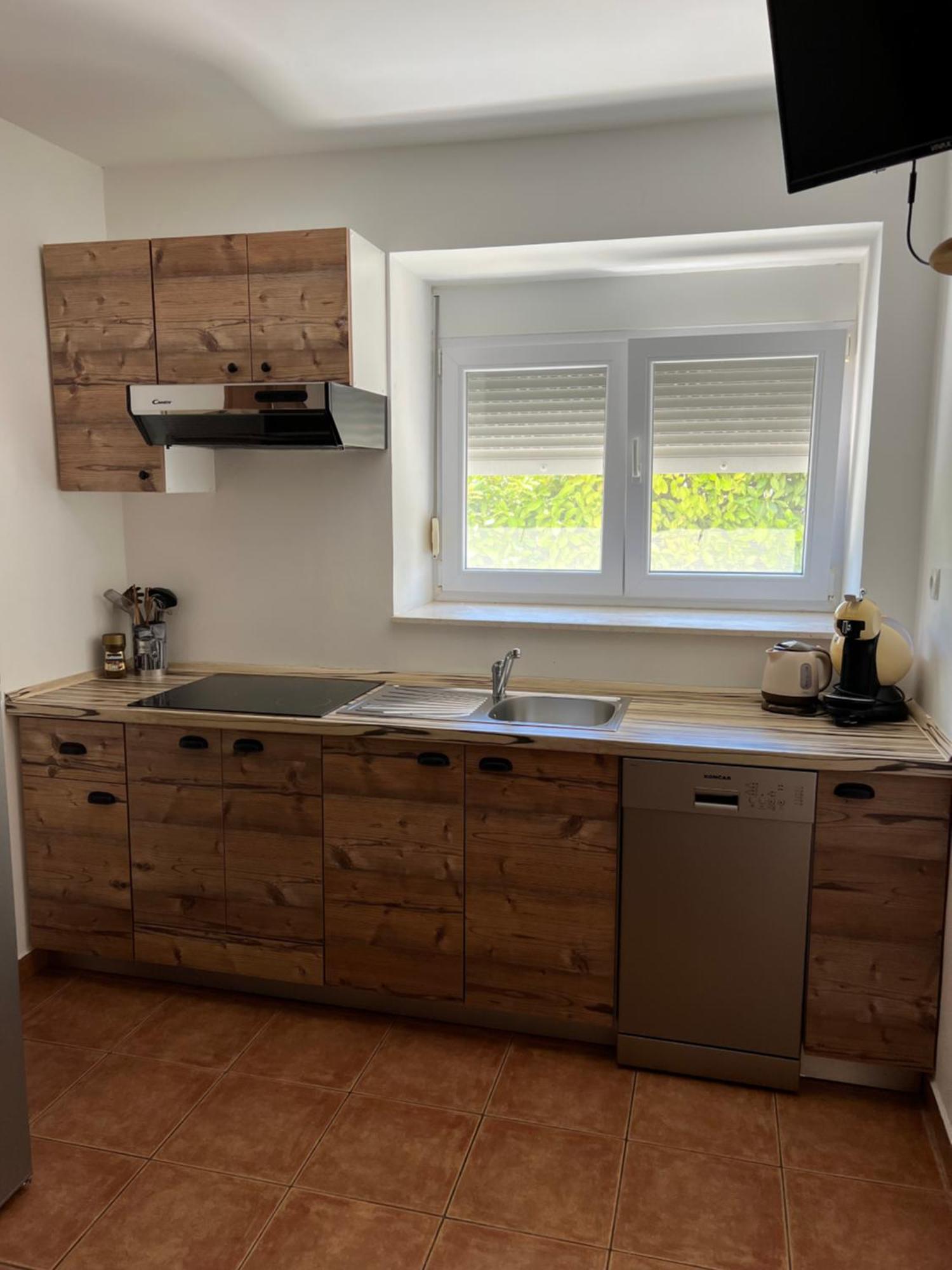 Apartmani Maksan Pakoštane Extérieur photo