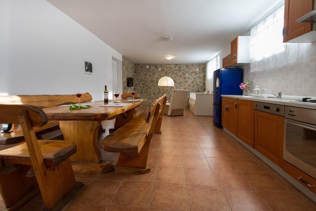 Apartmani Maksan Pakoštane Extérieur photo