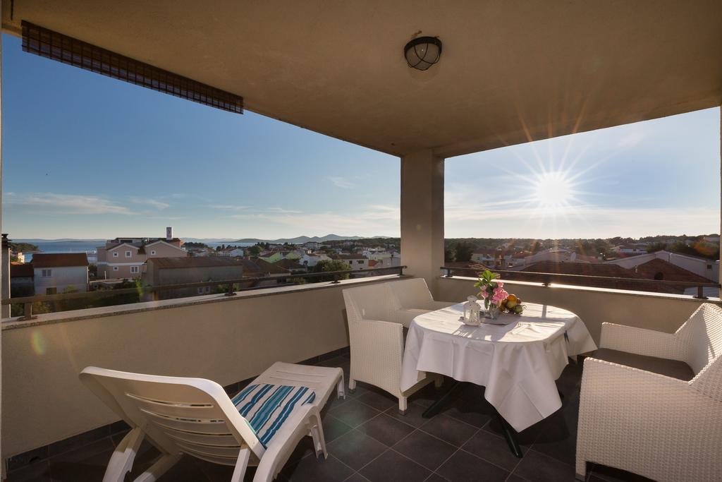 Apartmani Maksan Pakoštane Extérieur photo