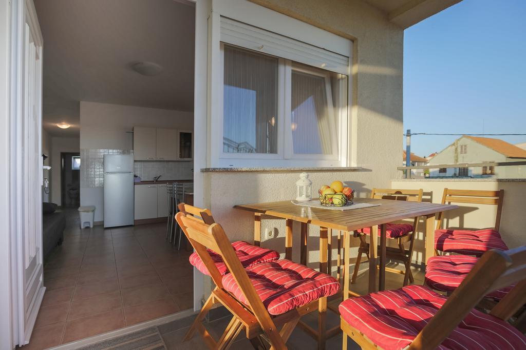 Apartmani Maksan Pakoštane Extérieur photo