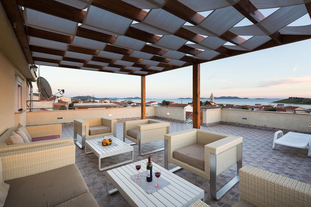 Apartmani Maksan Pakoštane Extérieur photo