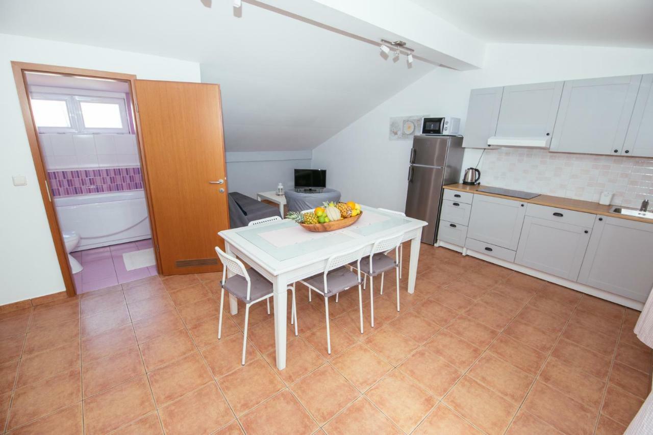 Apartmani Maksan Pakoštane Extérieur photo