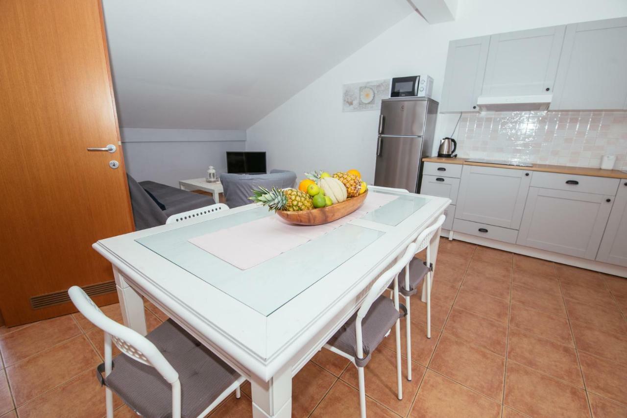 Apartmani Maksan Pakoštane Extérieur photo